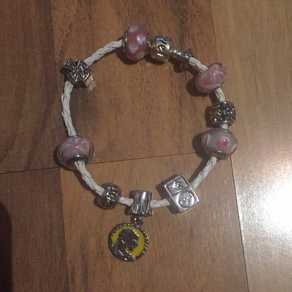 Leather bracelet with beads